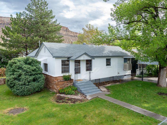 490 5th Street - Photo 1