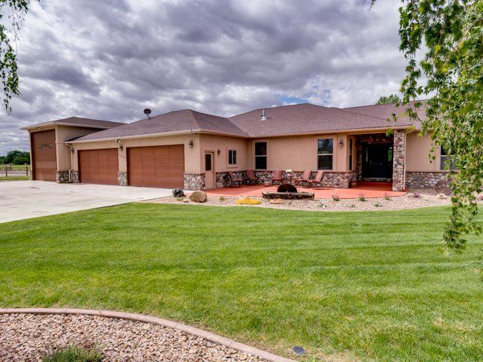 1219 La Mesa Lane - Photo 1