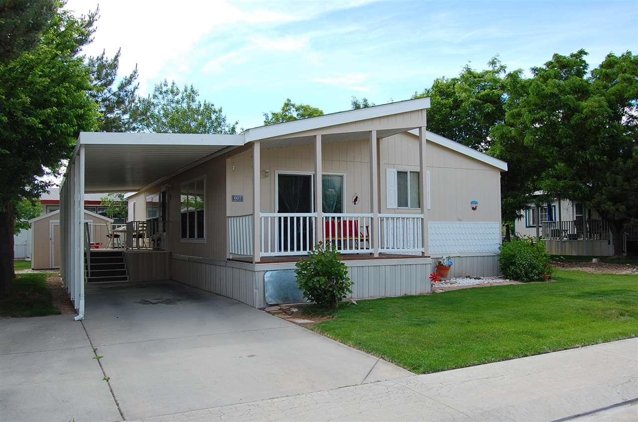 435 32 Road - Photo 1