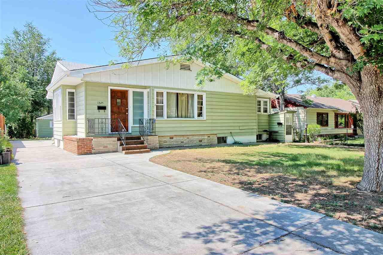 1325 Texas Avenue - Photo 1