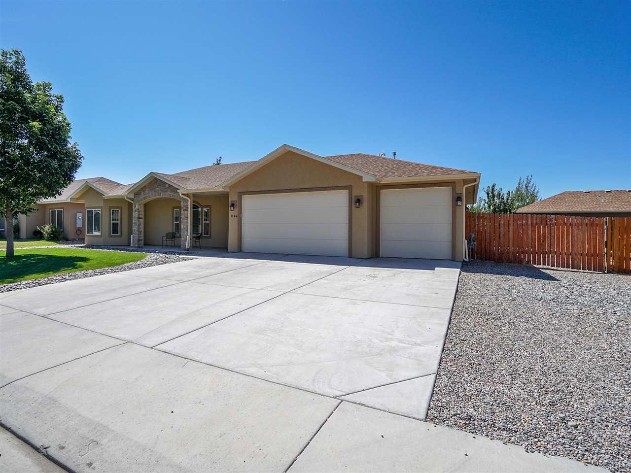 1164 Richwood Avenue - Photo 1