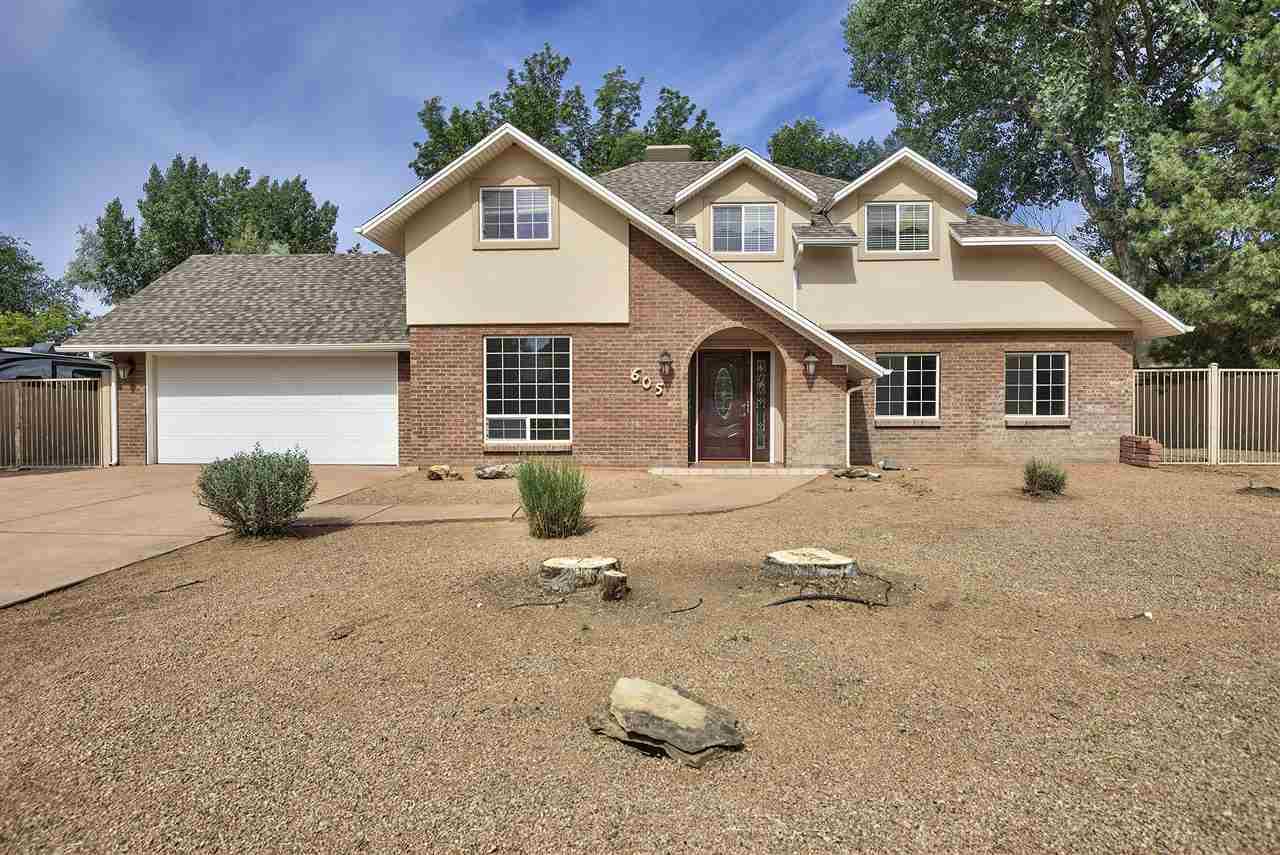 605 Seranade Street - Photo 1