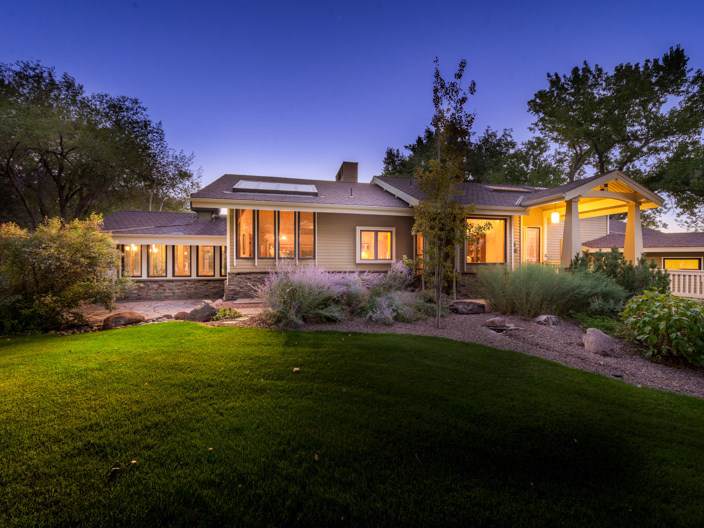 835 26 Road - Photo 1