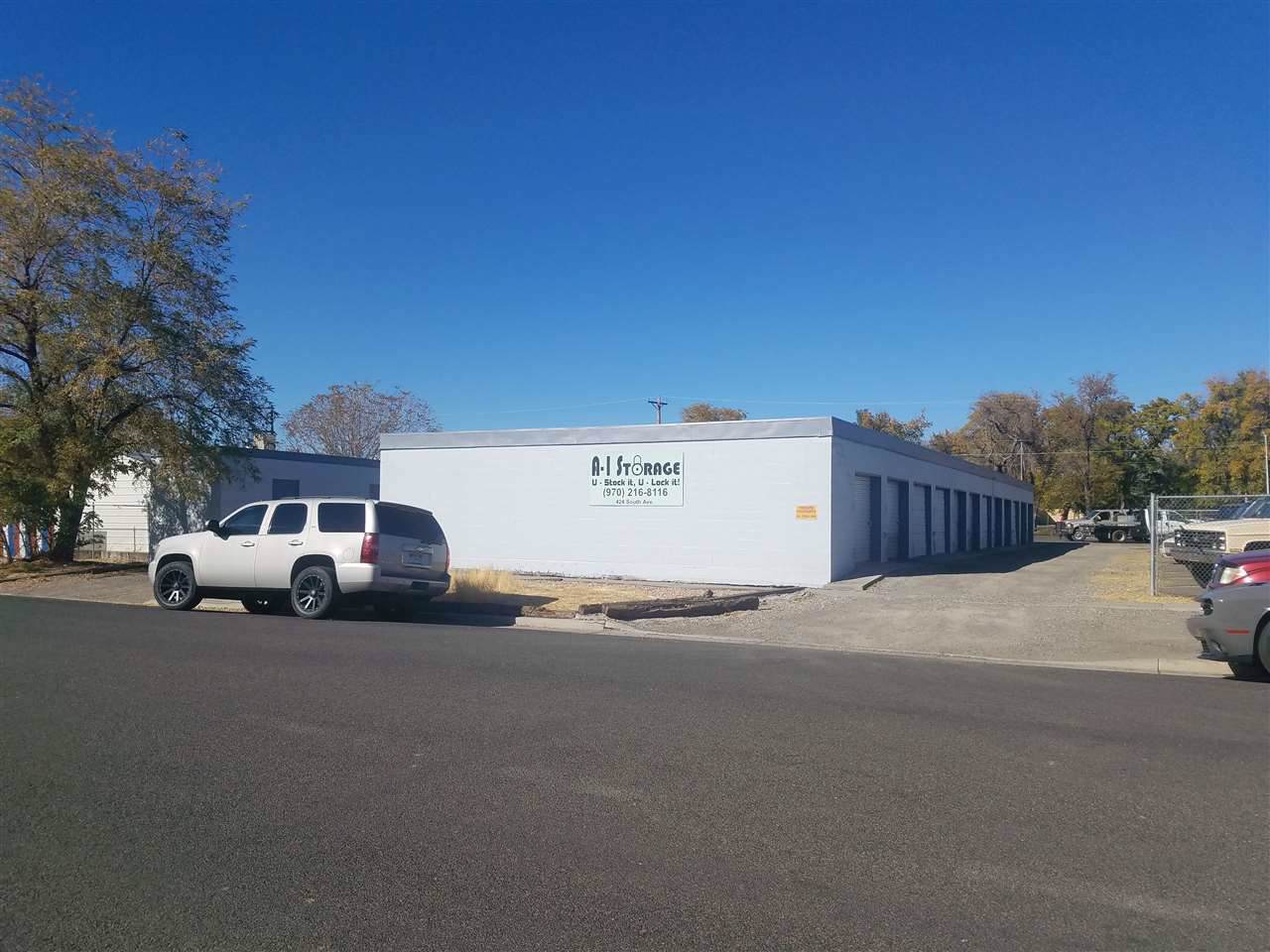 424 South Avenue - Photo 1