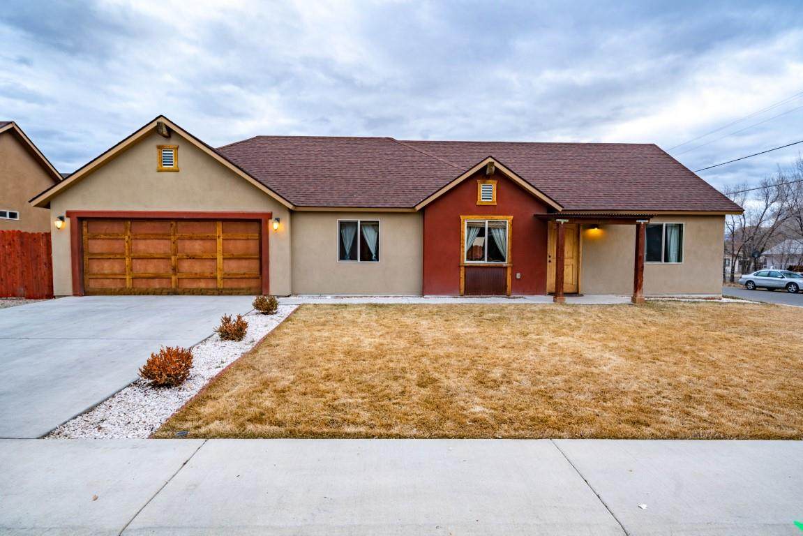 3263 Deerfield Avenue - Photo 1