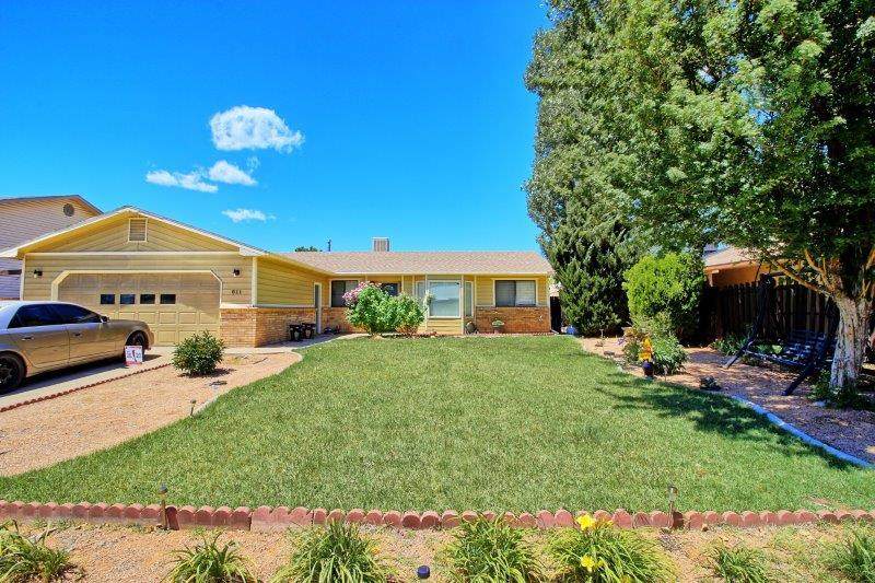 611 Pioneer Road - Photo 1
