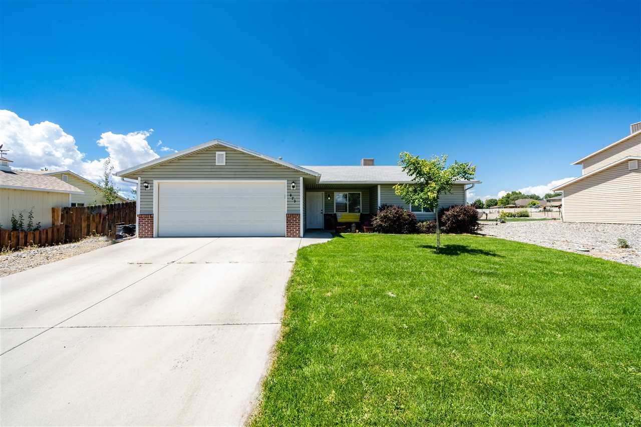623 Bear Valley Drive - Photo 1