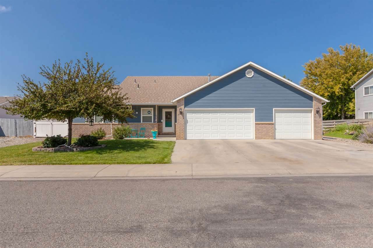 635 Monarch Court - Photo 1