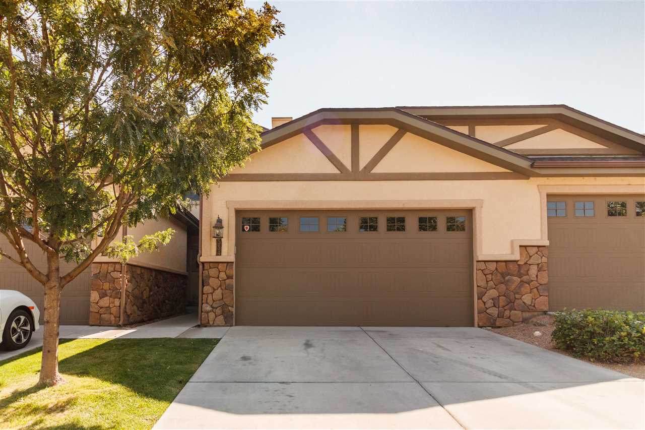 334 Cliff View Drive - Photo 1