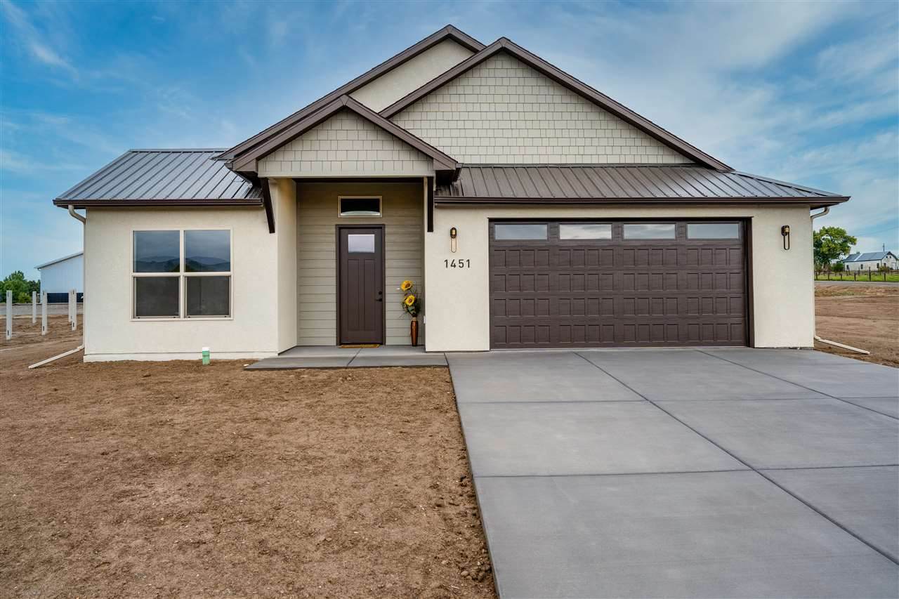 1451 Oak Creek Avenue - Photo 1