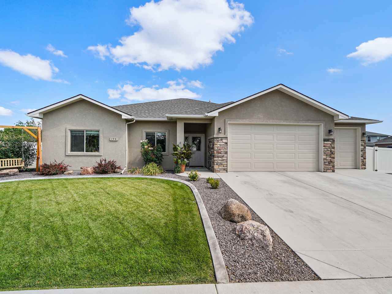198 Night Hawk Drive - Photo 1
