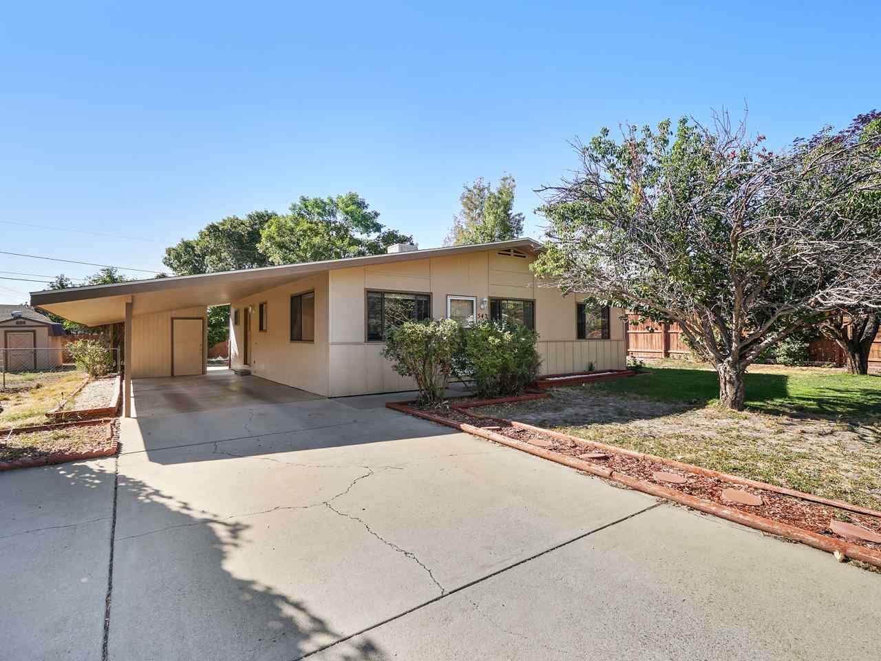 543 Valley Drive - Photo 1