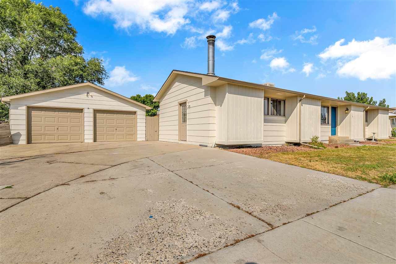 219 Pine Street - Photo 1