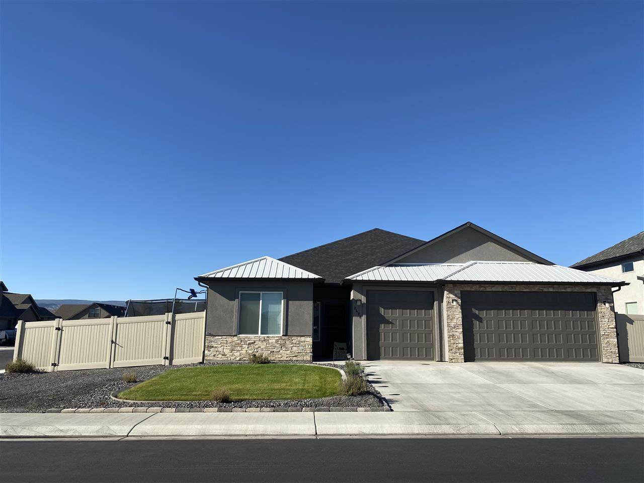 2498 Solstice Ln - Photo 1