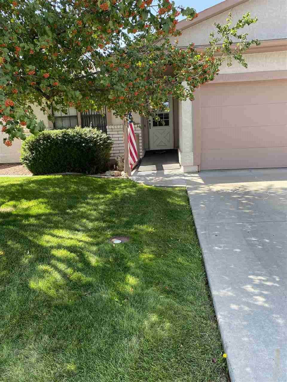 519 Eastgate Court - Photo 1