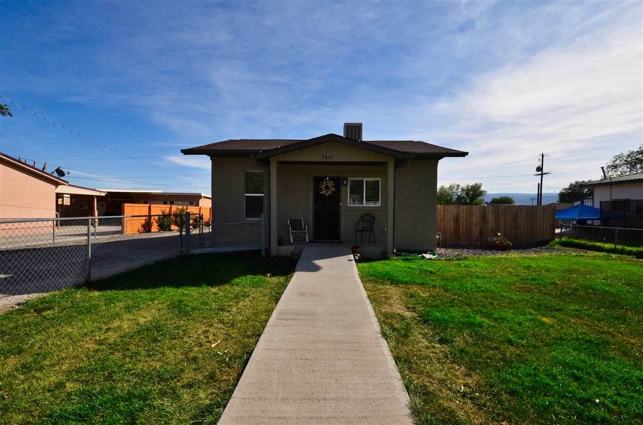 2857 Hill Avenue - Photo 1