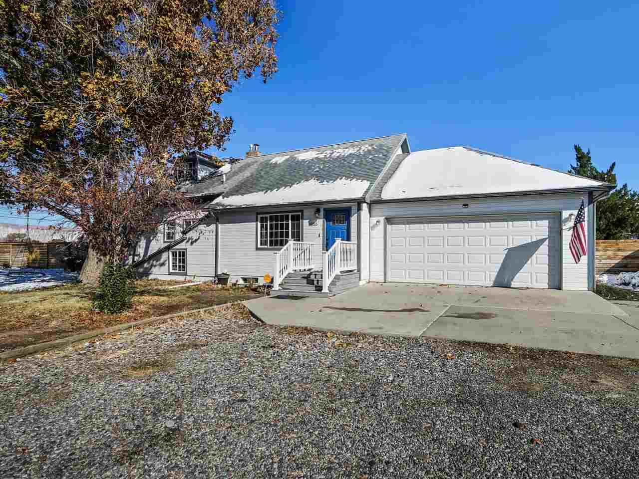 3055 E Road - Photo 1