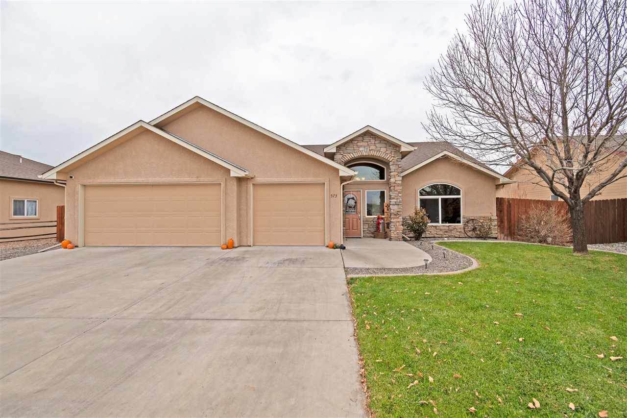 573 Amethyst Drive - Photo 1