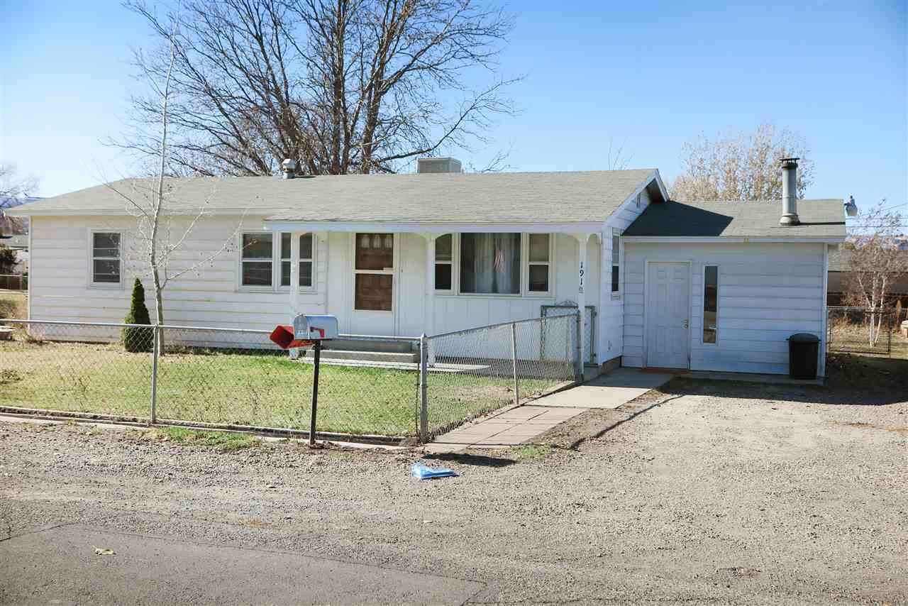 191 Sunlight Drive - Photo 1