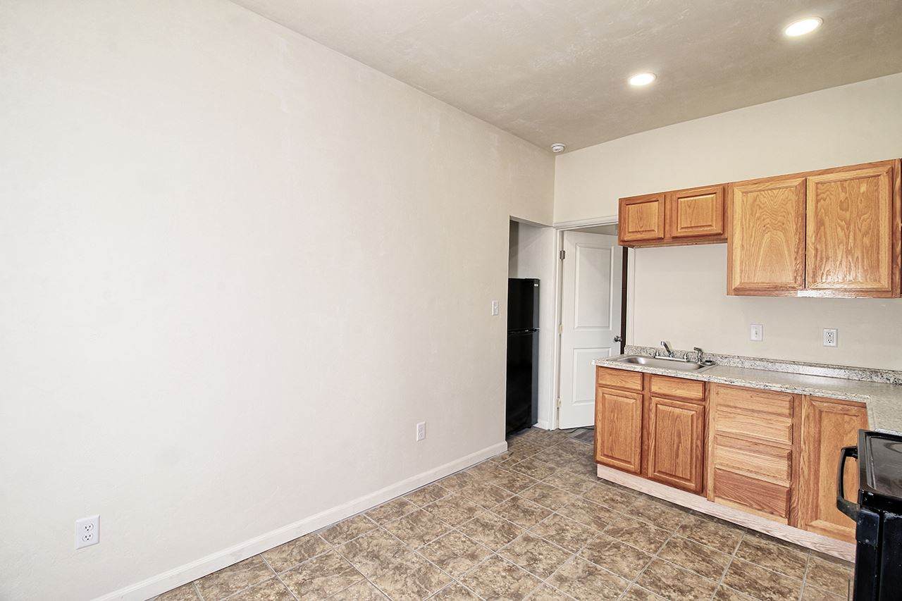 435 Chipeta Avenue - Photo 1
