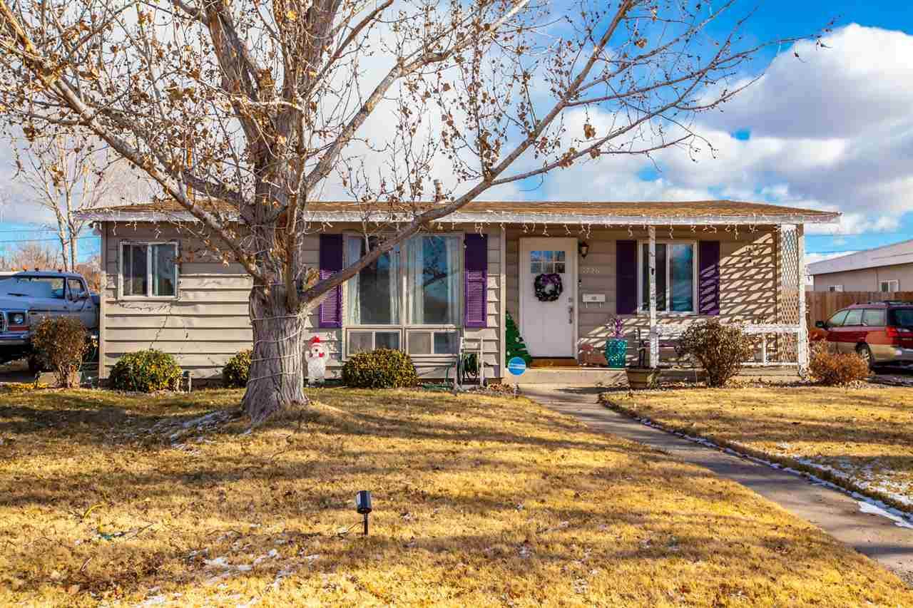 1726 26th Street - Photo 1