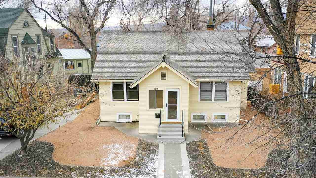 1045 Main Street - Photo 1
