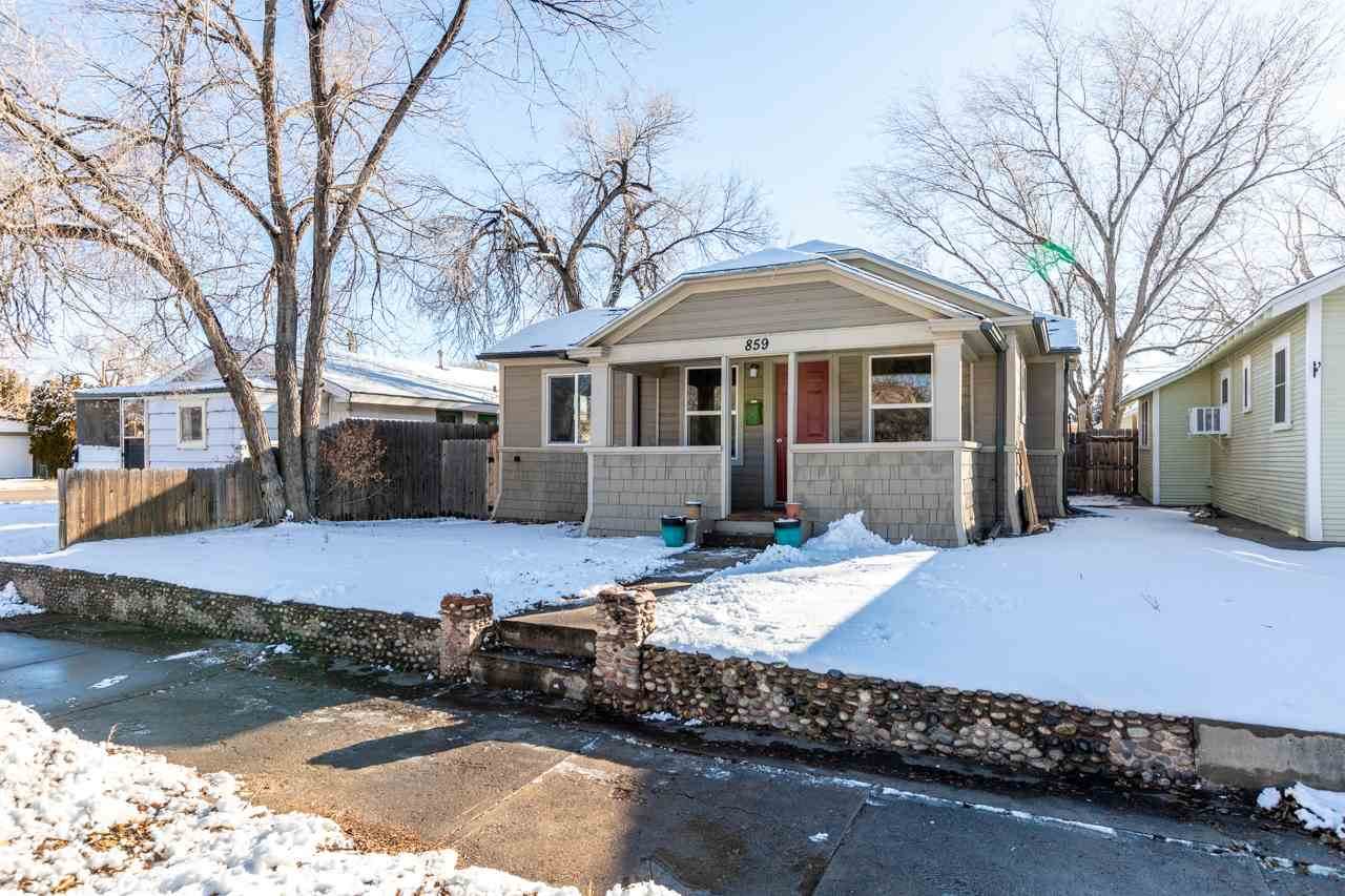 859 Teller Avenue - Photo 1