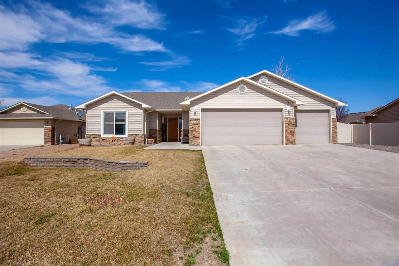 1315 Windsor Park Drive - Photo 1