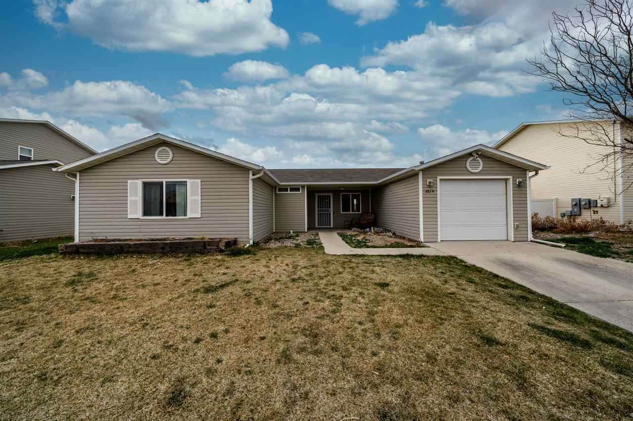 381 1/2 Summer Glen Drive - Photo 1