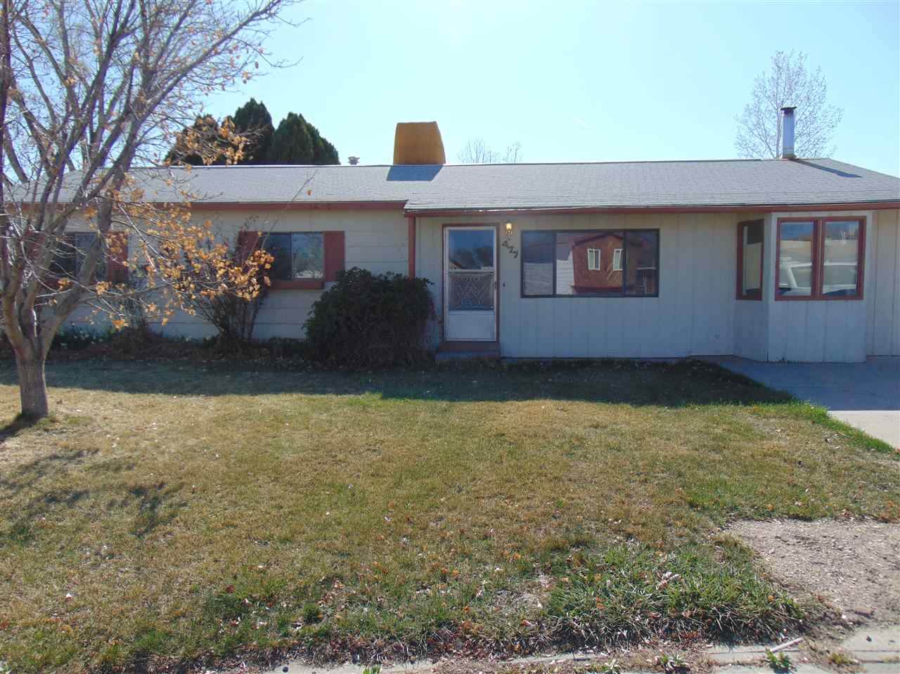 477 Colorow Drive - Photo 1