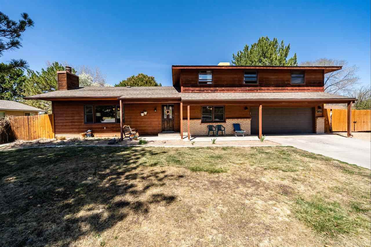 230 Music Lane - Photo 1