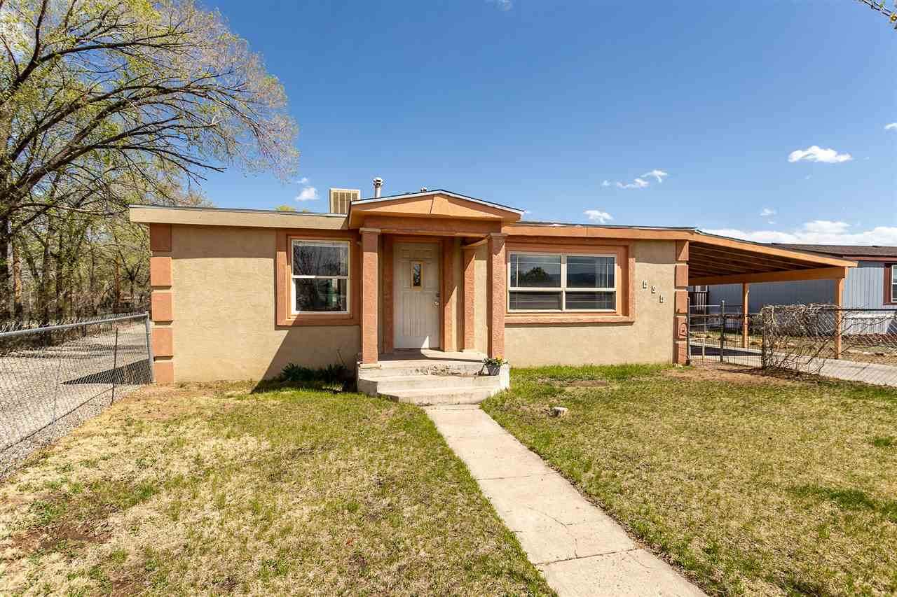 404 Sherman Drive - Photo 1