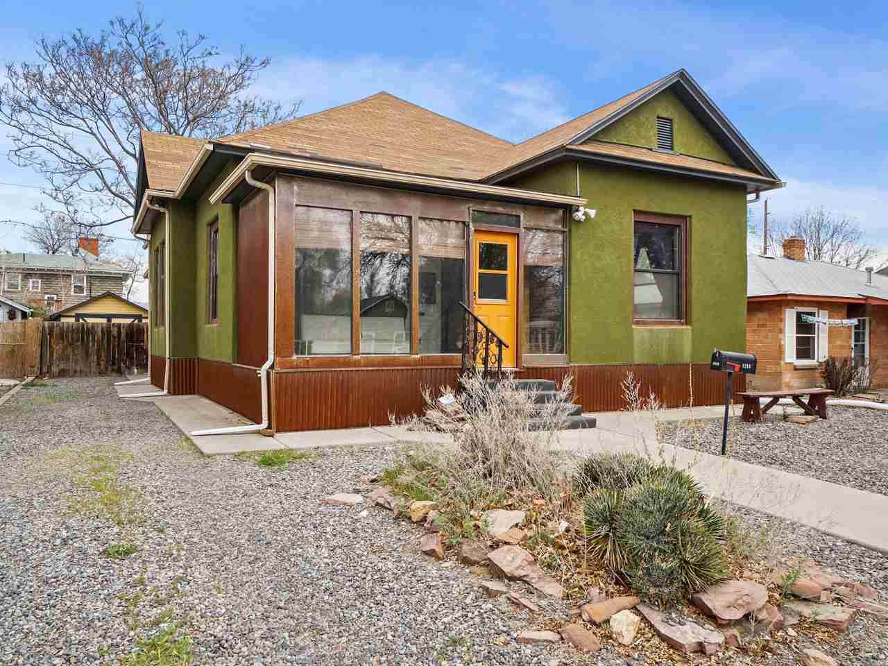 1216 Rood Avenue - Photo 1