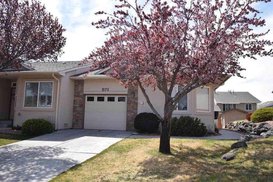 571 Garden Grove Court - Photo 1