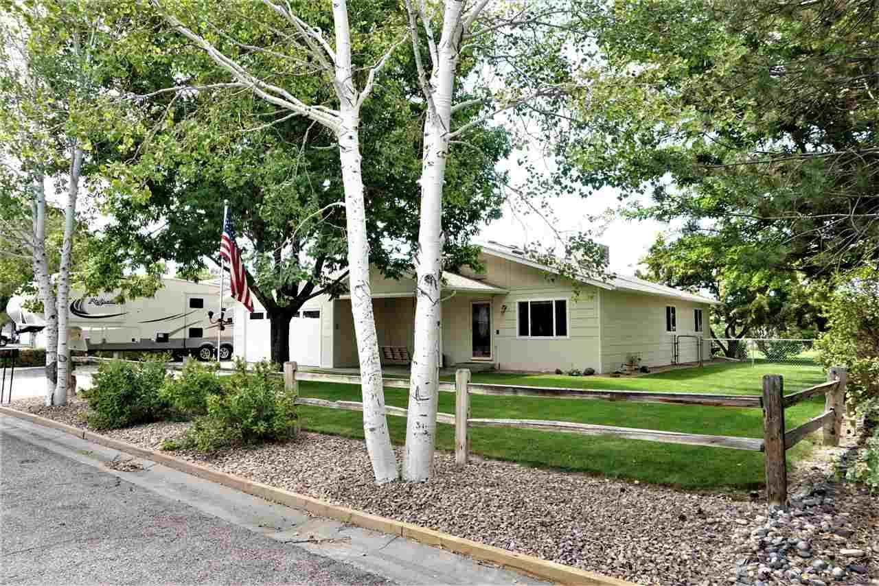3191 1/2 Kennedy Avenue - Photo 1