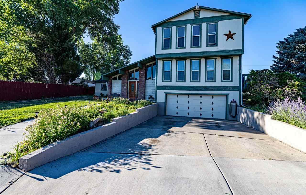 3008 Vin Rose Way - Photo 1