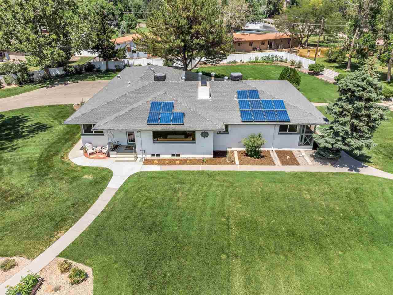 670 Larkspur Lane - Photo 1