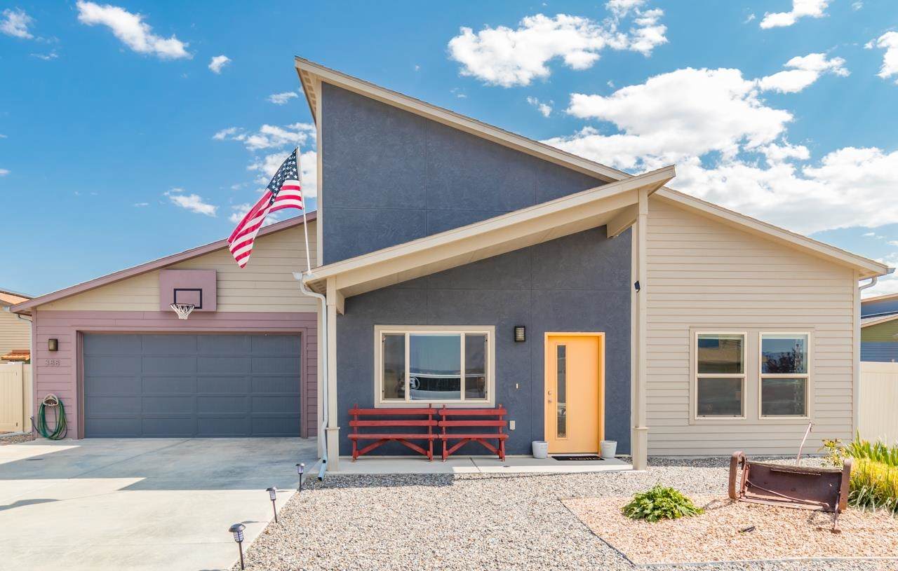 388 Blue River Drive - Photo 1