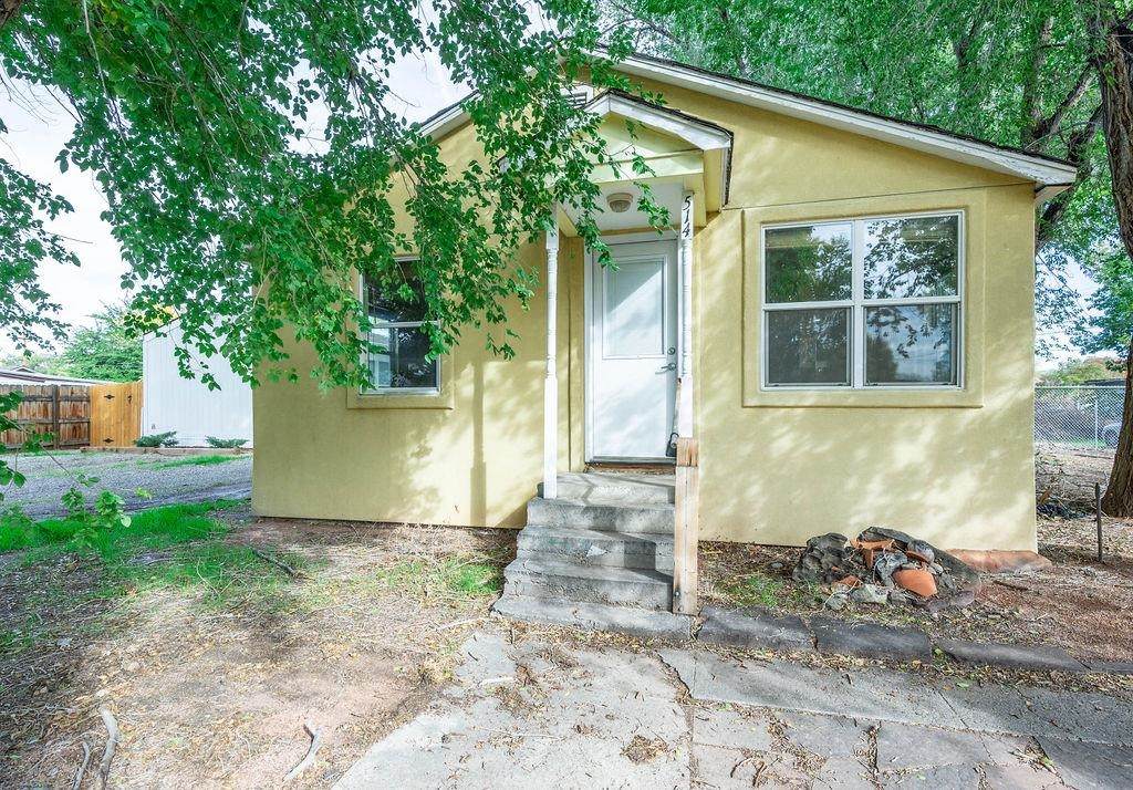 514 Morning Glory Lane - Photo 1