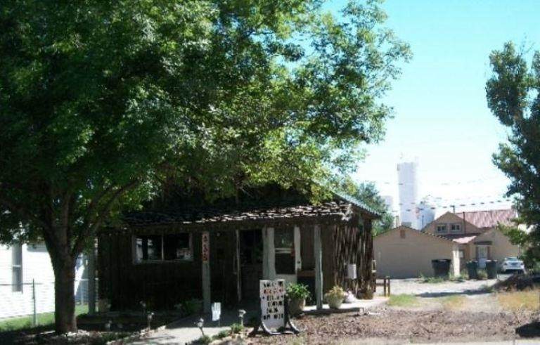 438 Dodge Street - Photo 1
