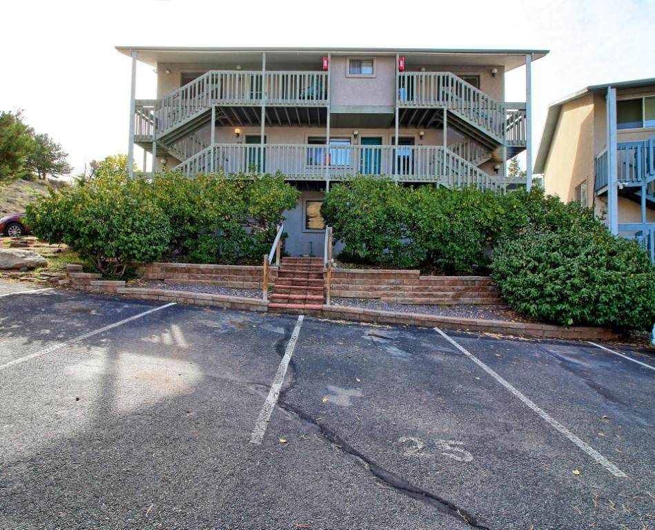406 Ridges Boulevard - Photo 1
