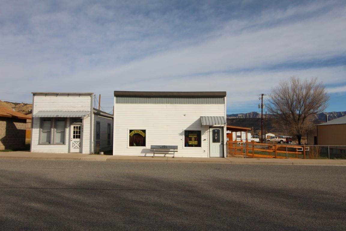 364 Minter Avenue - Photo 1