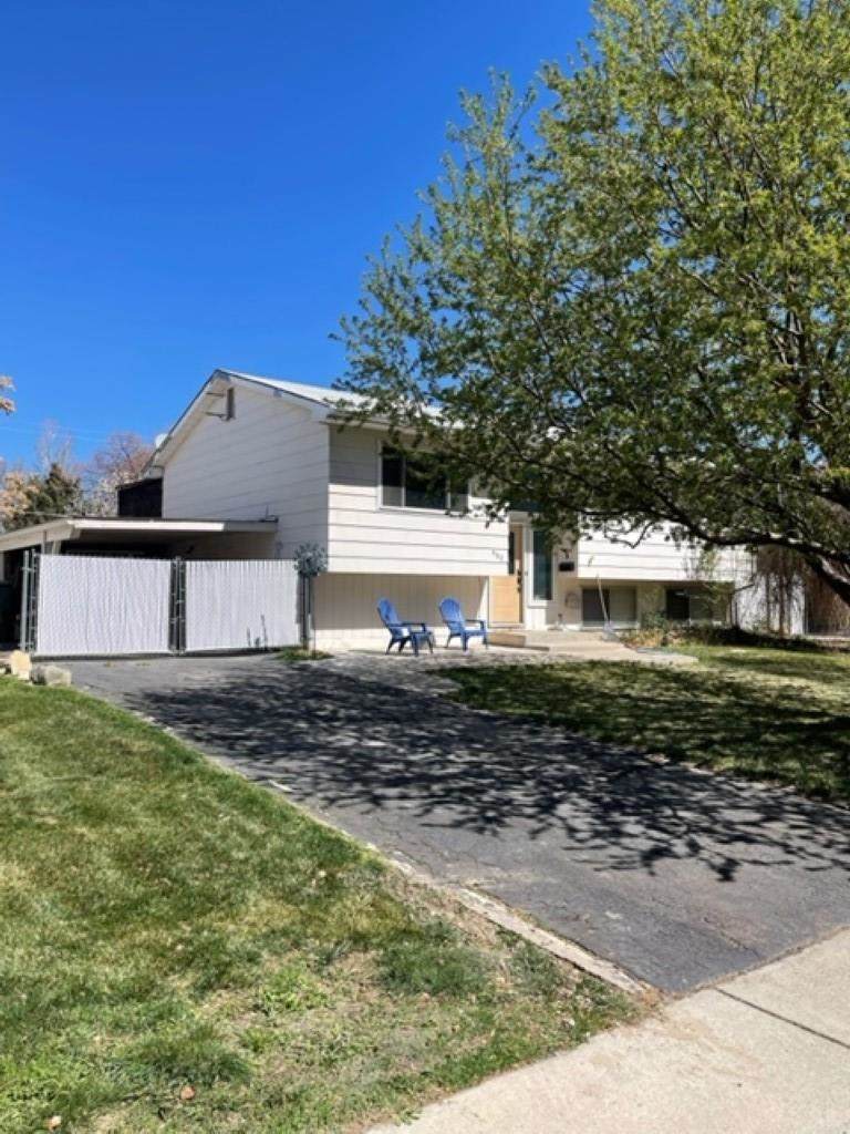 952 Walnut Avenue - Photo 1