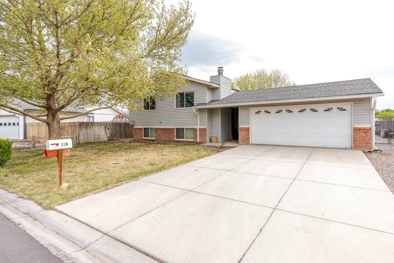 268 Danbury Circle - Photo 1
