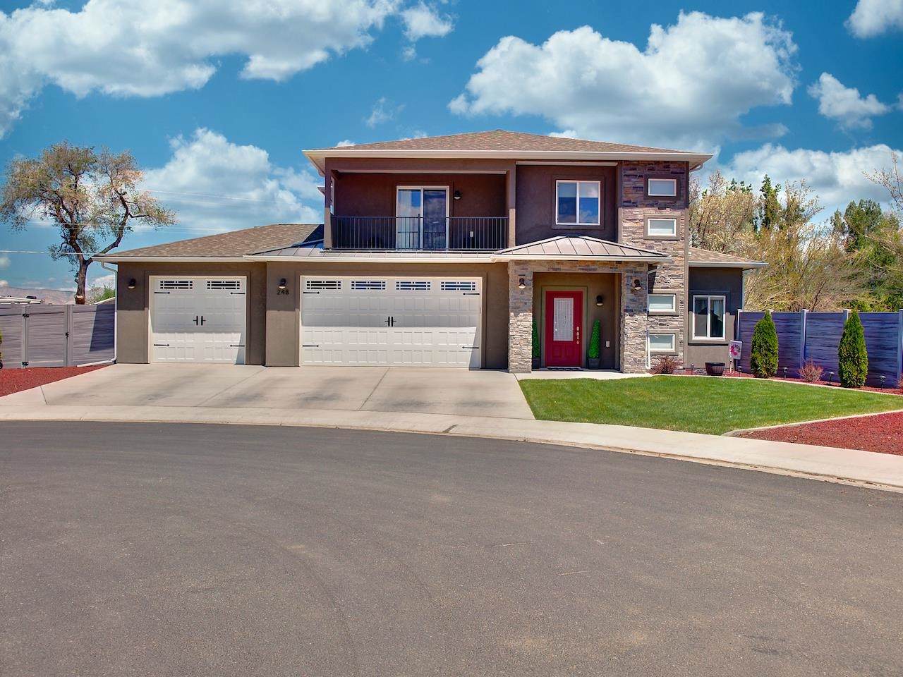 248 Esperanza Court - Photo 1