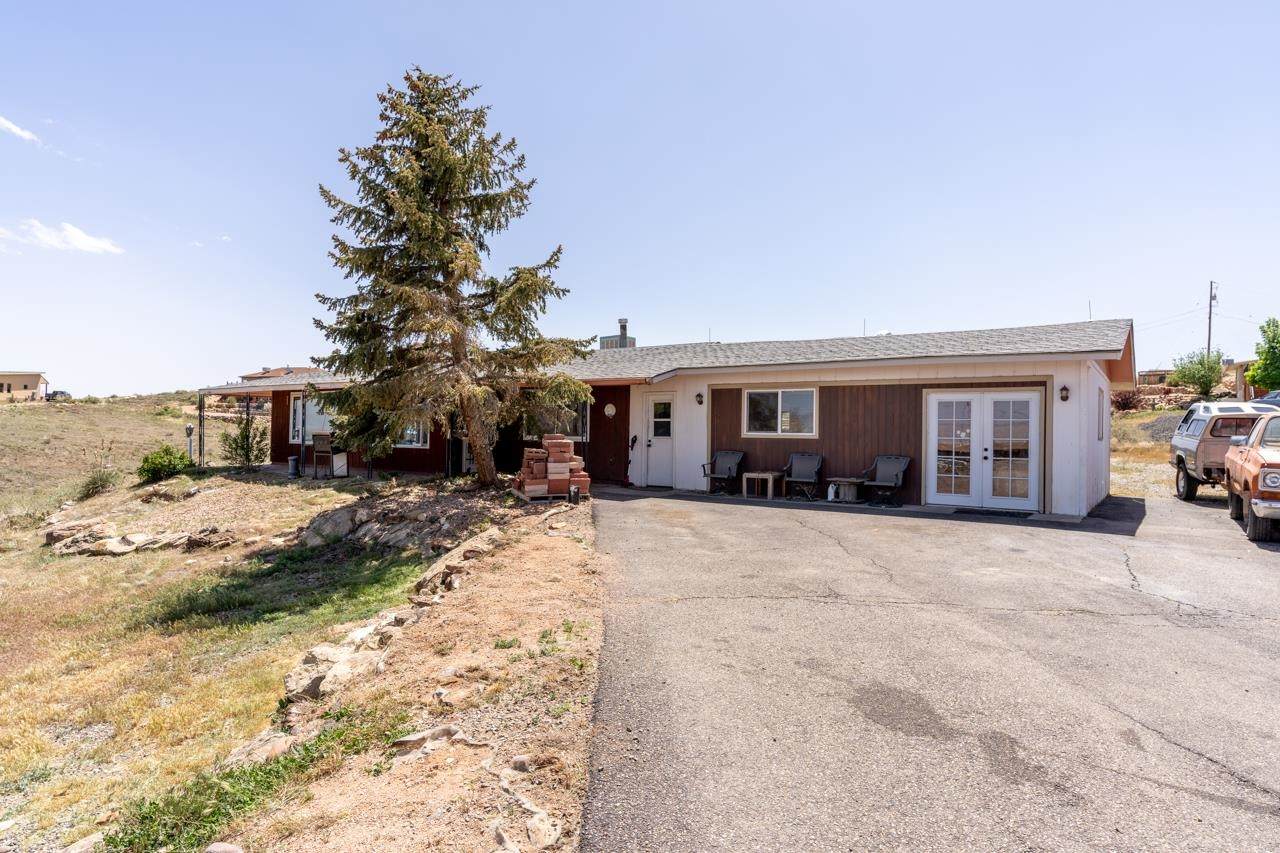 279 Little Park Court - Photo 1
