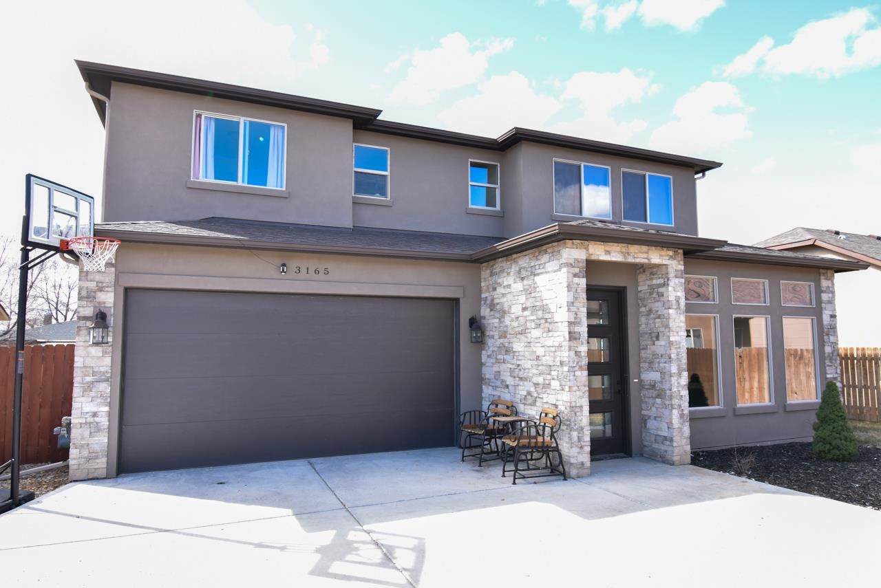 3165 Glendam Drive - Photo 1