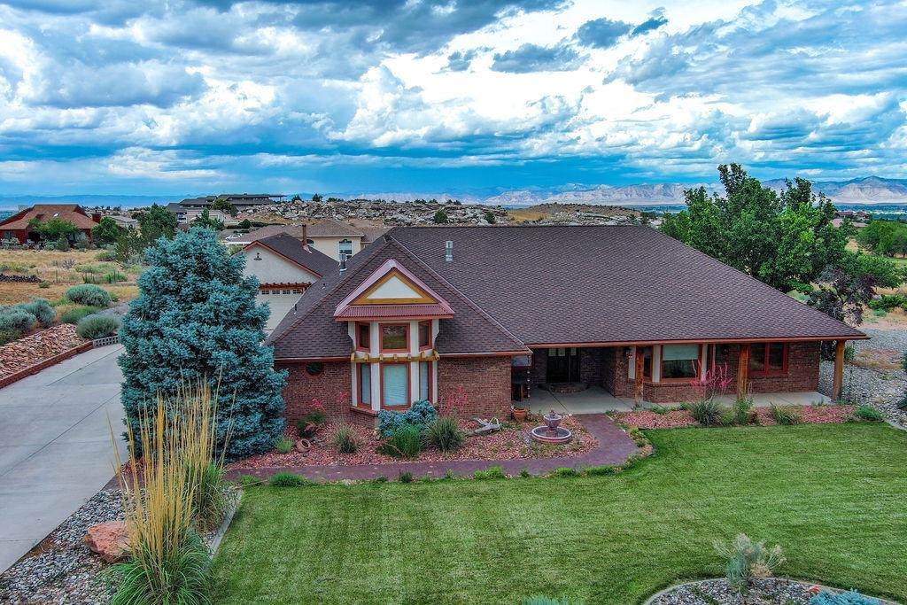 1884 Deer Park Circle - Photo 1