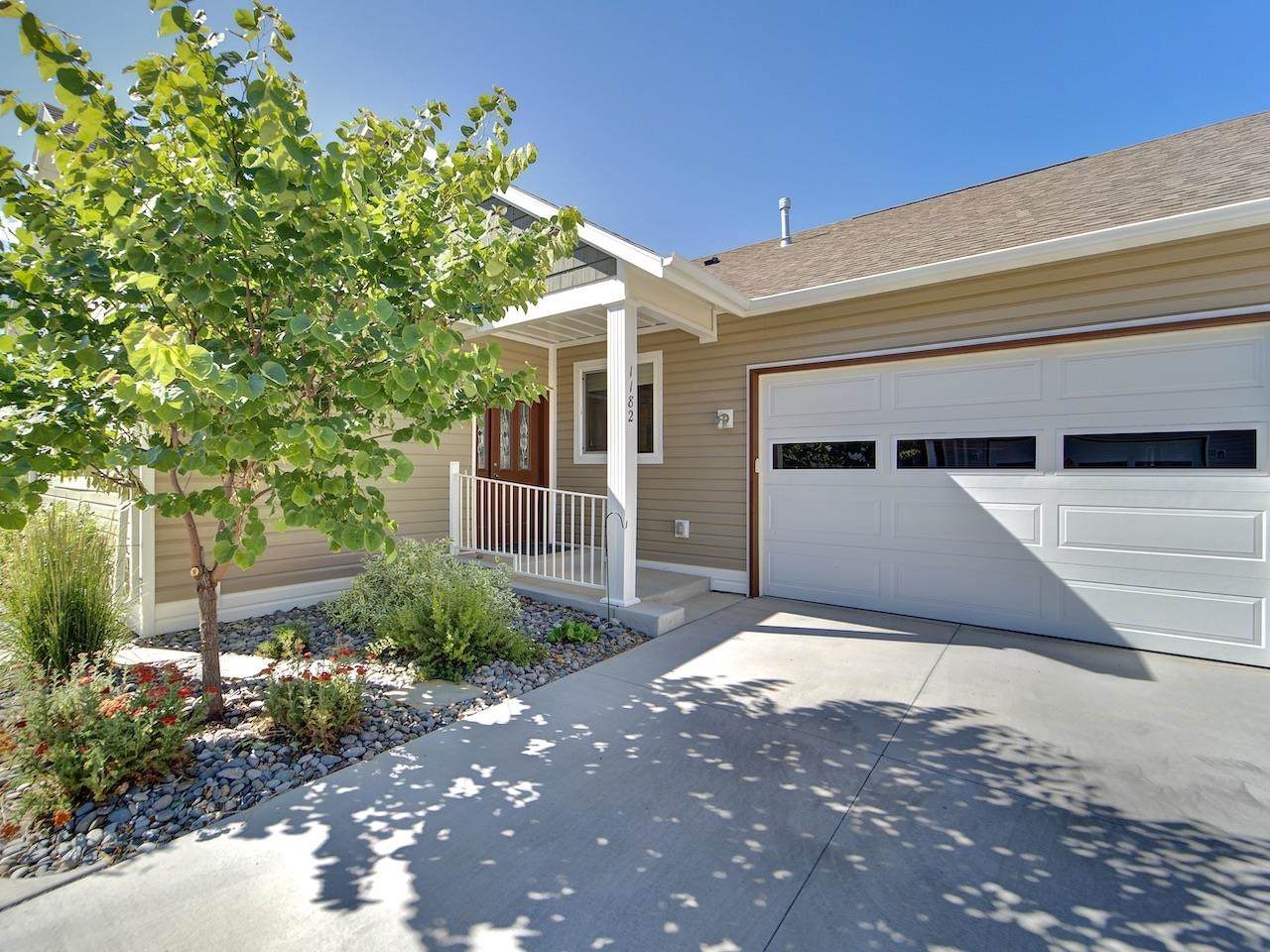 1182 Primrose Lane - Photo 1