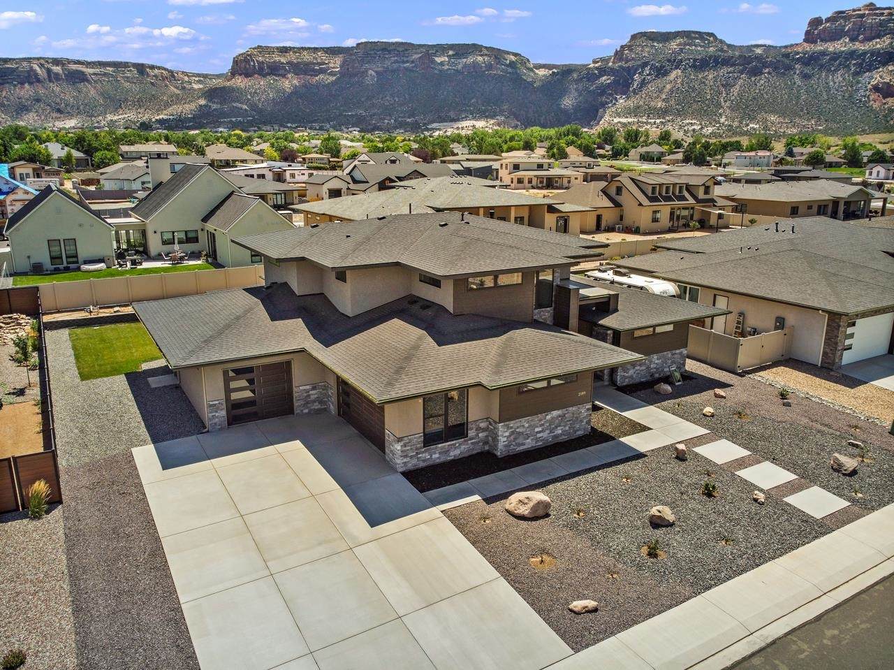 2189 Mescalero Avenue - Photo 1